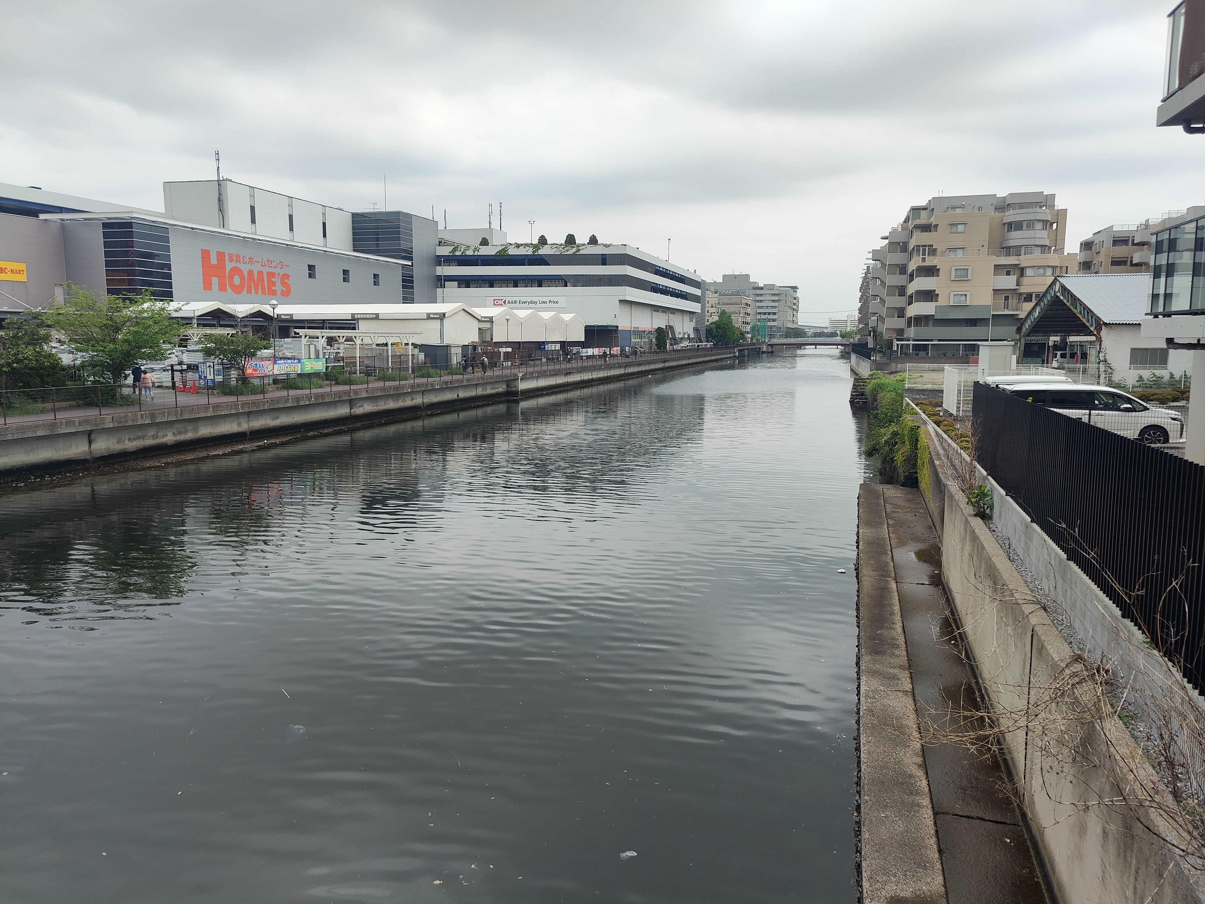 Shin-Yamashita, Yokohama — the street toward Honmoku